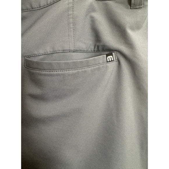Travis Mathew Men Size 38 Beck Grey Performance Athleisure Golf Shorts - Picture 6 of 7